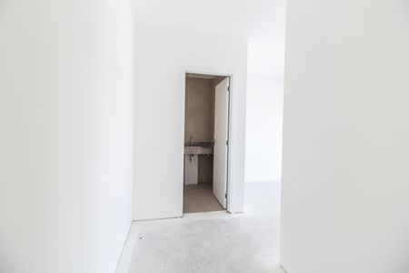 Casa de condomínio à venda com 230m², 3 quartos e 3 vagas Casa de condomínio à venda com 230m², 3 quartos e 3 vagasCloset da suíte 2