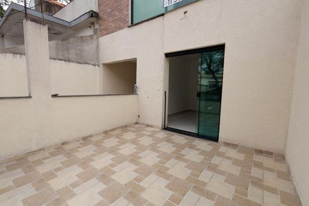 Casa à venda com 174m², 3 quartos e 2 vagas Casa à venda com 174m², 3 quartos e 2 vagasSacada da Sala de Jantar