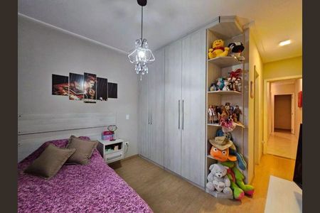 Casa à venda com 120m², 3 quartos e 4 vagas