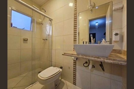 Casa à venda com 120m², 3 quartos e 4 vagas