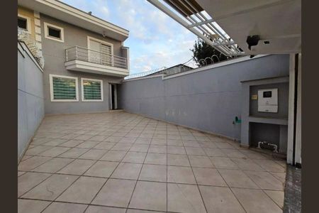 Casa à venda com 120m², 3 quartos e 4 vagas