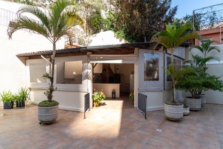 Apartamento à venda com 55m², 2 quartos e 1 vaga Apartamento à venda com 55m², 2 quartos e 1 vagaChurrasqueira