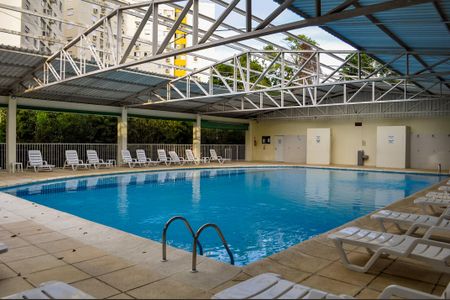 Apartamento à venda com 66m², 3 quartos e 1 vaga Apartamento à venda com 66m², 3 quartos e 1 vagaÁrea comum