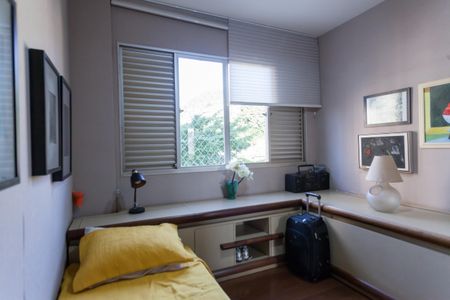 Apartamento à venda com 190m², 4 quartos e 2 vagasQuarto 3