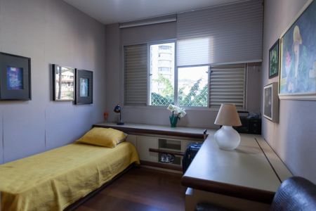 Apartamento à venda com 190m², 4 quartos e 2 vagasQuarto 3