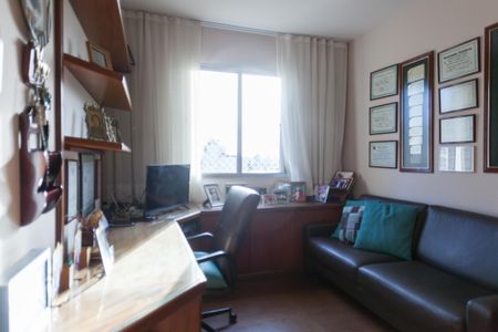 Apartamento à venda com 190m², 4 quartos e 2 vagasQuarto 1