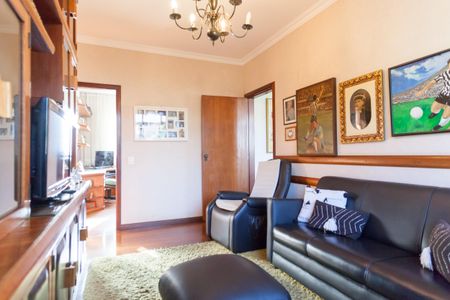 Apartamento à venda com 190m², 4 quartos e 2 vagasSala de TV