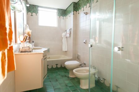 Apartamento à venda com 190m², 4 quartos e 2 vagasBanheiro Social