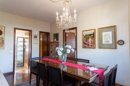 Apartamento à venda com 190m², 4 quartos e 2 vagasSala de Jantar