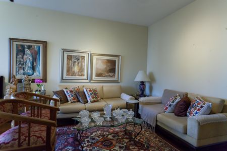 Apartamento à venda com 190m², 4 quartos e 2 vagasSala