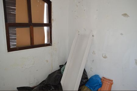 Casa à venda com 250m², 4 quartos e 3 vagasQuarto de Serviço