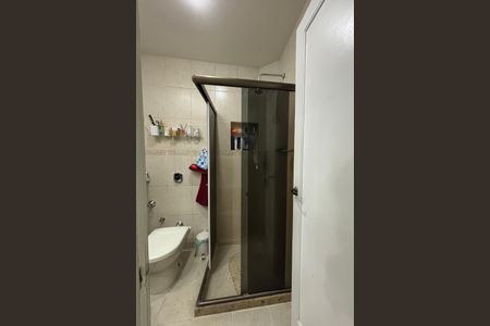 Apartamento à venda com 150m², 3 quartos e 1 vaga Apartamento à venda com 150m², 3 quartos e 1 vagaBanheiro da Suíte