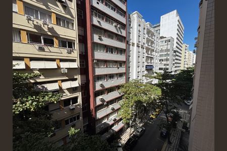 Apartamento à venda com 150m², 3 quartos e 1 vaga Apartamento à venda com 150m², 3 quartos e 1 vagaSala - vista
