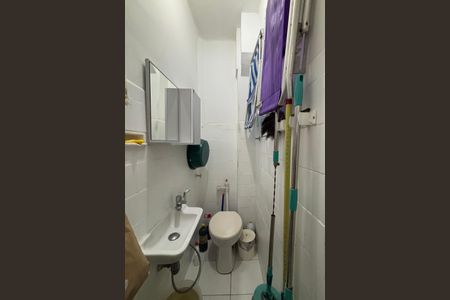 Apartamento à venda com 150m², 3 quartos e 1 vaga Apartamento à venda com 150m², 3 quartos e 1 vagaÁrea de serviço - banheiro