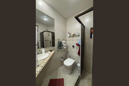 Apartamento à venda com 150m², 3 quartos e 1 vaga Apartamento à venda com 150m², 3 quartos e 1 vagaBanheiro da Suíte