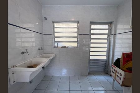Casa à venda com 416m², 3 quartos e 6 vagas Casa à venda com 416m², 3 quartos e 6 vagasÁrea de Serviço