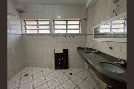 Casa à venda com 416m², 3 quartos e 6 vagas Casa à venda com 416m², 3 quartos e 6 vagasBanheiro 3