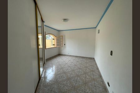 Casa à venda com 416m², 3 quartos e 6 vagas Casa à venda com 416m², 3 quartos e 6 vagasSuíte