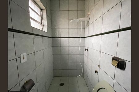 Casa à venda com 416m², 3 quartos e 6 vagas Casa à venda com 416m², 3 quartos e 6 vagasBanheiro 2