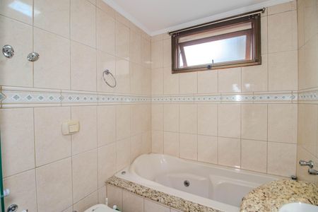 Apartamento à venda com 113m², 3 quartos e 2 vagas Apartamento à venda com 113m², 3 quartos e 2 vagasBanheiro da Suíte