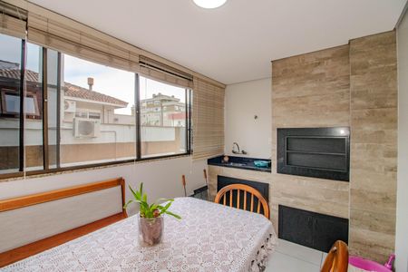 Apartamento à venda com 113m², 3 quartos e 2 vagas Apartamento à venda com 113m², 3 quartos e 2 vagasSala - Varanda