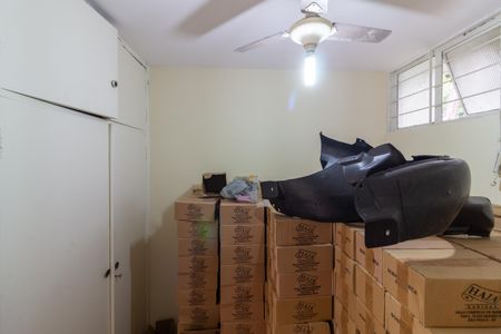 Casa à venda com 700m², 5 quartos e sem vaga Casa à venda com 700m², 5 quartos e sem vagaQuarto de Serviço