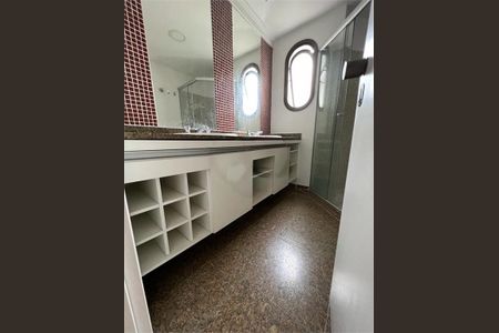 Apartamento à venda com 180m², 3 quartos e 3 vagas