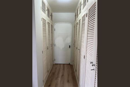Apartamento à venda com 180m², 3 quartos e 3 vagas