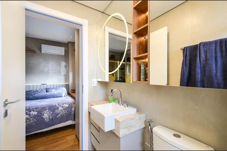 Apartamento para alugar com 150m², 4 quartos e 3 vagasBanheiro do Quarto 2