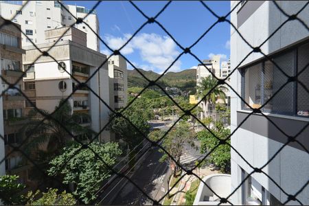 Apartamento para alugar com 150m², 4 quartos e 3 vagasVista