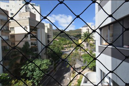 Apartamento para alugar com 150m², 4 quartos e 3 vagasVista