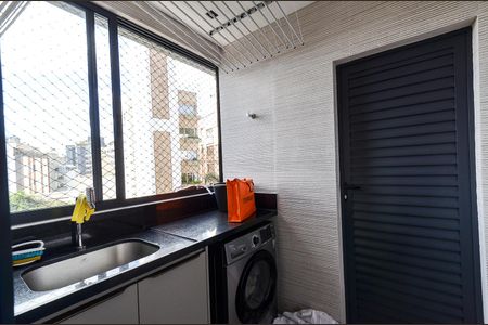 Apartamento para alugar com 150m², 4 quartos e 3 vagasÁrea de Serviço