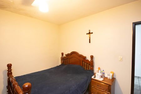 Casa à venda com 147m², 6 quartos e 1 vaga Casa à venda com 147m², 6 quartos e 1 vagaQuarto 1