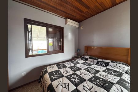 Casa à venda com 485m², 3 quartos e 4 vagas Casa à venda com 485m², 3 quartos e 4 vagasQuarto 3