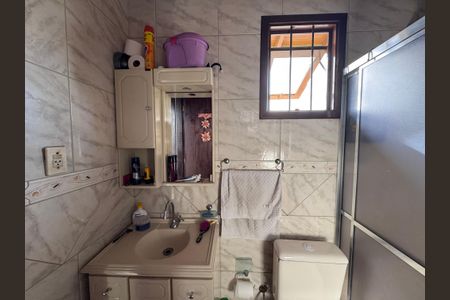 Casa à venda com 485m², 3 quartos e 4 vagas Casa à venda com 485m², 3 quartos e 4 vagasBanheiro 2