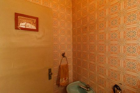 Casa à venda com 350m², 3 quartos e 6 vagas Casa à venda com 350m², 3 quartos e 6 vagasLavabo