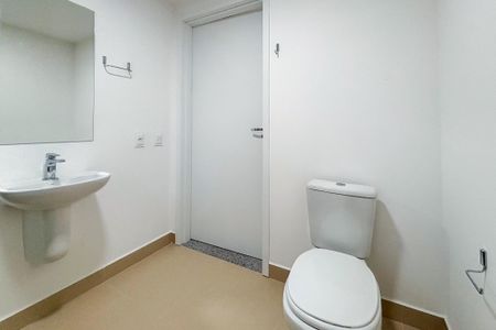 Studio à venda com 32m², 1 quarto e sem vaga Studio à venda com 32m², 1 quarto e sem vagaBanheiro