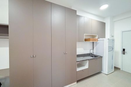 Studio à venda com 32m², 1 quarto e sem vaga Studio à venda com 32m², 1 quarto e sem vagaStudio