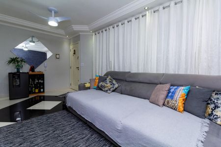 Casa de condomínio à venda com 130m², 3 quartos e 2 vagas Casa de condomínio à venda com 130m², 3 quartos e 2 vagasSala