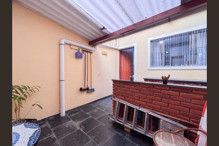 Casa à venda com 80m², 2 quartos e 1 vaga