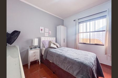 Casa à venda com 80m², 2 quartos e 1 vaga