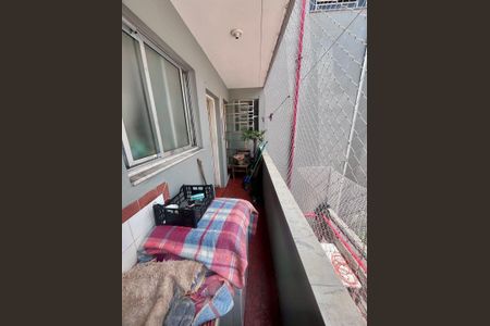 Apartamento à venda com 105m², 2 quartos e sem vaga