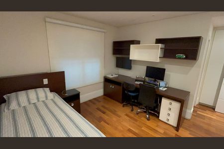 Apartamento à venda com 360m², 4 quartos e 6 vagas