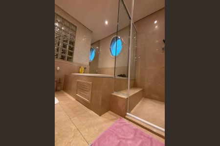 Apartamento à venda com 360m², 4 quartos e 6 vagas