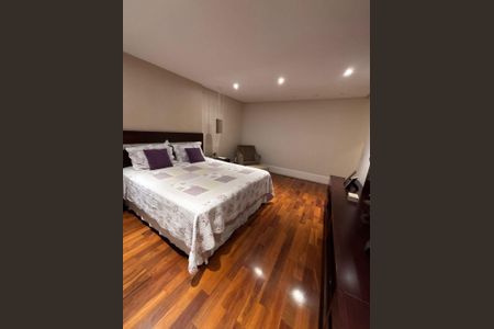 Apartamento à venda com 360m², 4 quartos e 6 vagas