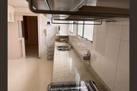 Apartamento à venda com 320m², 4 quartos e 4 vagas