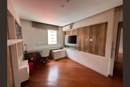 Apartamento à venda com 320m², 4 quartos e 4 vagas