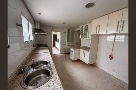 Apartamento à venda com 320m², 4 quartos e 4 vagas