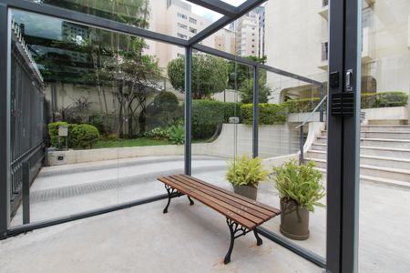 Apartamento à venda com 86m², 3 quartos e 1 vaga Apartamento à venda com 86m², 3 quartos e 1 vagaEntrada