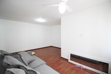 Apartamento à venda com 86m², 3 quartos e 1 vaga Apartamento à venda com 86m², 3 quartos e 1 vagaSala